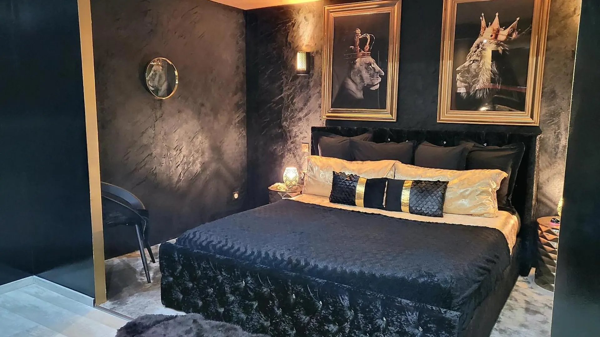 Maloveroom, 2 Suites D'Exceptions Beaucroissant Apartment