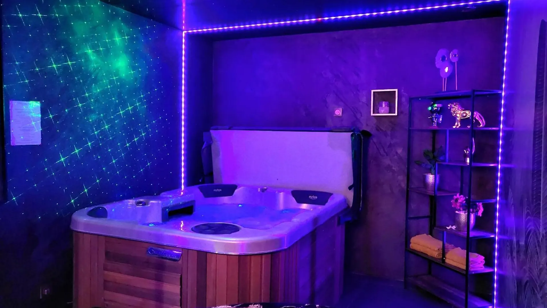 Apartment Maloveroom, 2 Suites D'Exceptions Beaucroissant