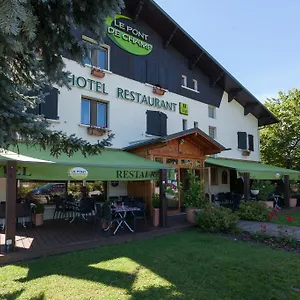 2* Hotel Logis Le Pont De Champ